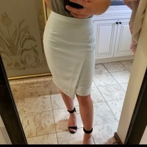 Like New Mint Green Asymmetric pencil skirt Sz 4